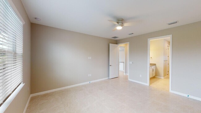 Building Photo - 25569 Emerald Bnd Cir