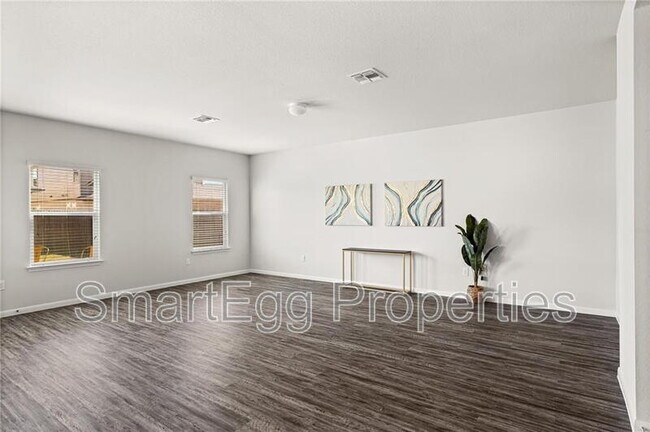 Building Photo - 14409 Almodine Rd