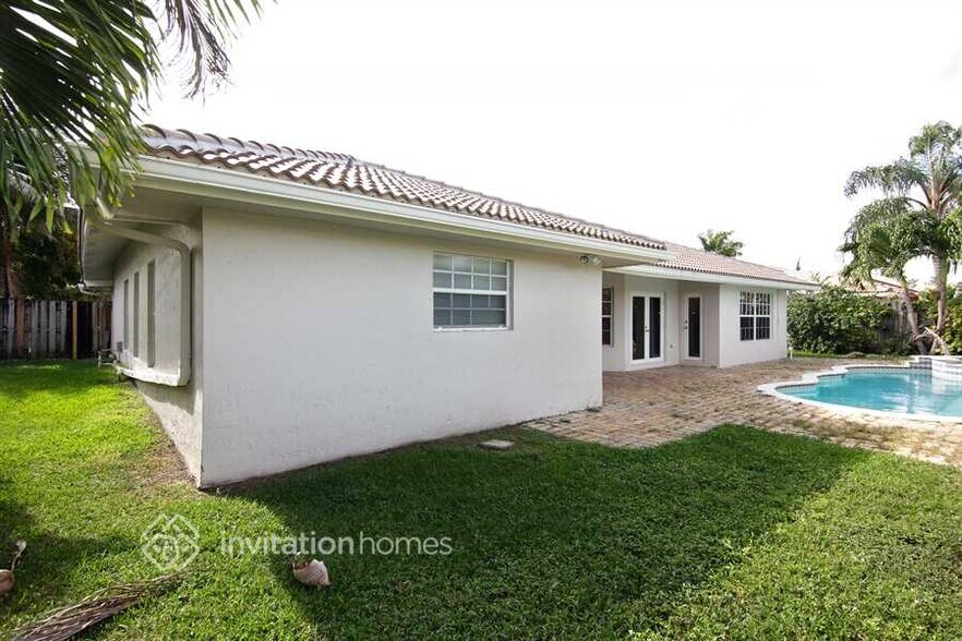 Building Photo - 15341 SW 139th St