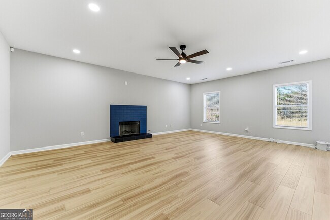 Building Photo - 77 Mary Hill Ln