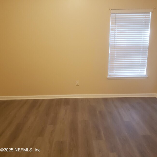 Building Photo - 8602 Longford Dr