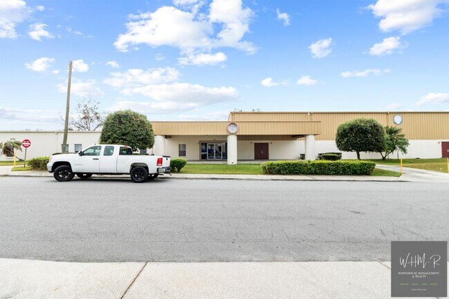 Building Photo - 926 Quincy St