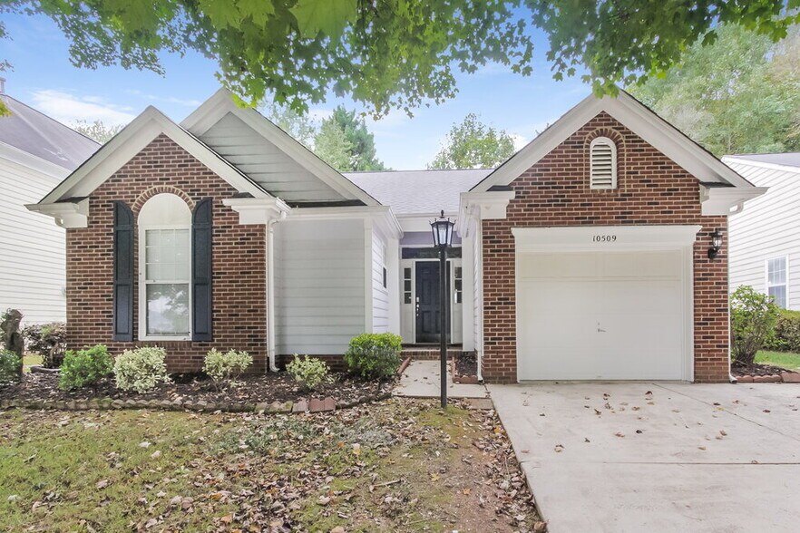 Primary Photo - 10509 Brawley Ln