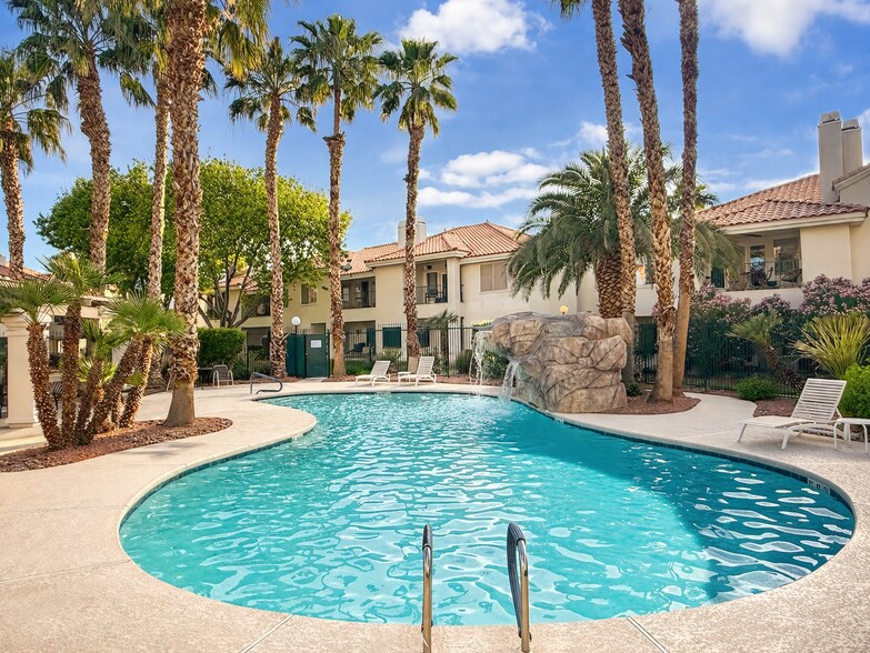 Building Photo - 7629 Valley Green Dr