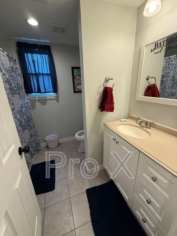 Building Photo - 415 N Pennsylvania St