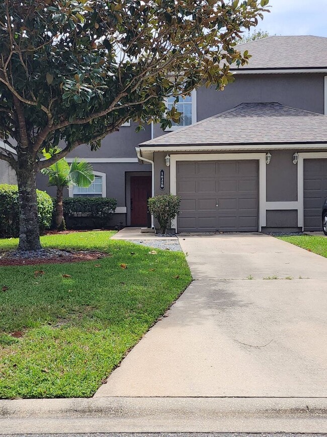 Building Photo - Fleming Island Fully Furnished Home... TWO...