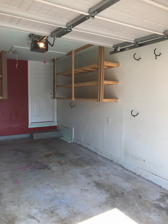 Building Photo - 1708 S Clifton Ave