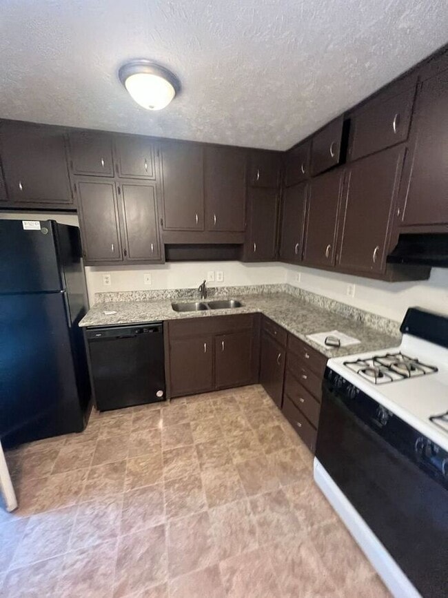 Building Photo - !!!WARNING: AVOID SCAMS CONFIRM RENTAL AT ...