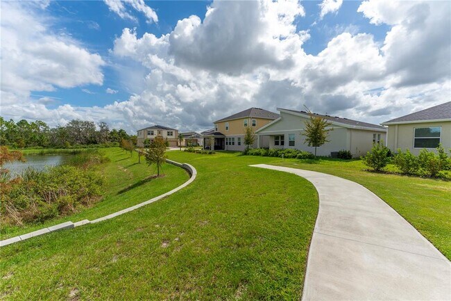 Building Photo - 8967 Chipping Sq Ln