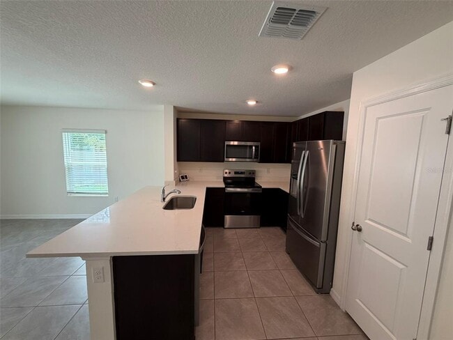 Building Photo - 6609 SW 81st Lp