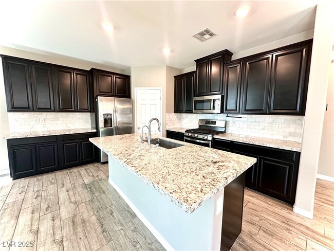 Building Photo - 6948 Judith River St