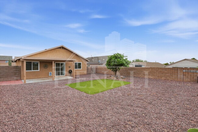 Building Photo - 9699 E Vendela St