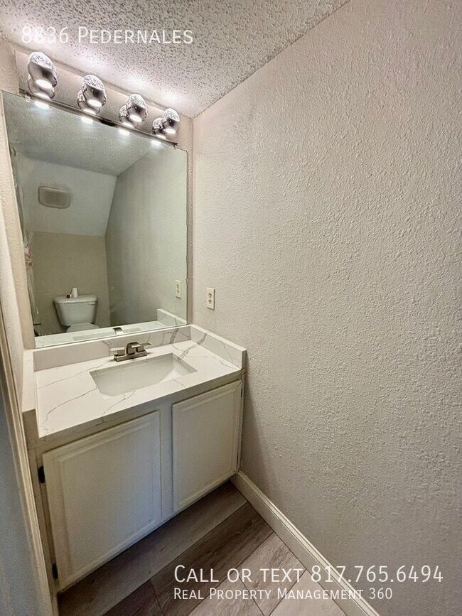 Building Photo - 8836 Pedernales-