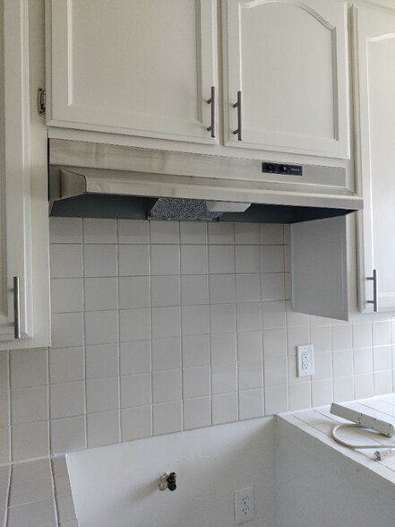 Building Photo - 19055 Sherman Way