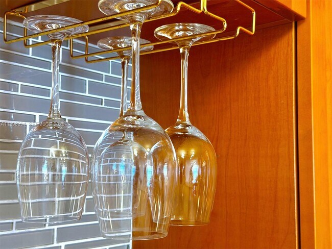 Building Photo - 2101 S Ocean Dr