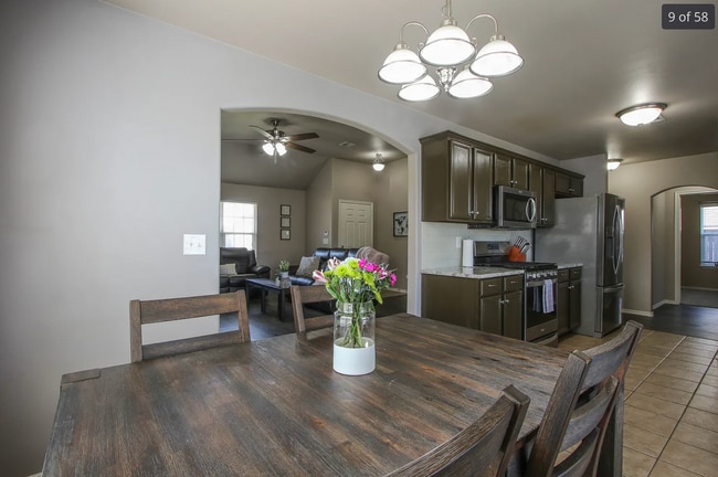 Building Photo - Great Broken Arrow Home, 3 bed 2 bath