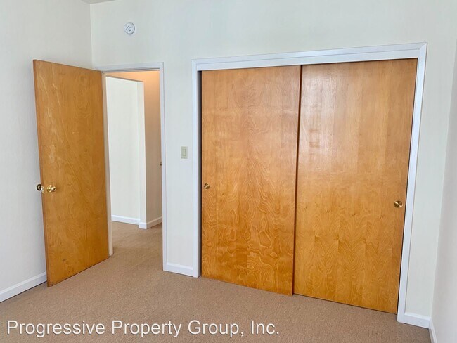 Building Photo - 1324 Jackson St