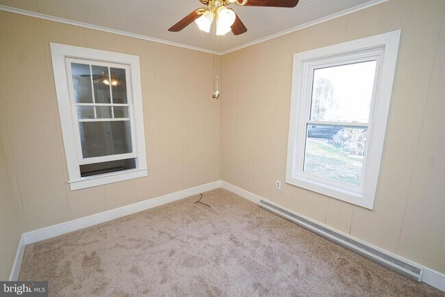 Building Photo - 101 Taylor Ave