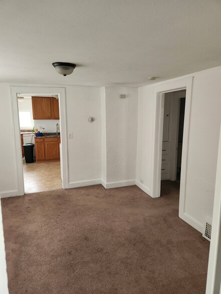 Building Photo - 23246 Alexander Rd