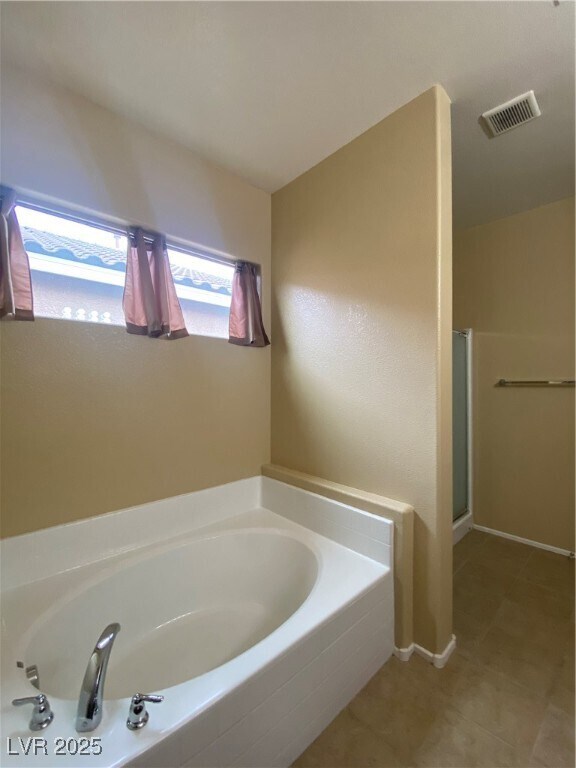 Building Photo - 9614 Vega Carpio Ave