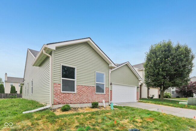 Building Photo - 8355 Fieldfare Way