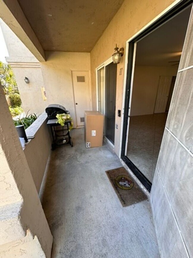 Building Photo - 2BD | 2BA Condo in Spring Valley!
