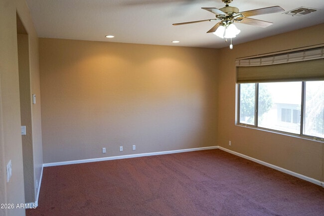 Building Photo - 541 N Danielson Way