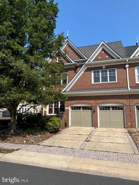 Building Photo - 43702 Burning Sands Terrace