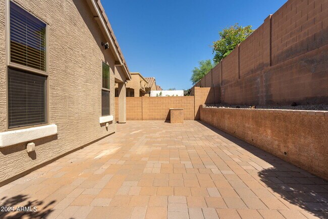 Building Photo - 30153 N 71st Dr