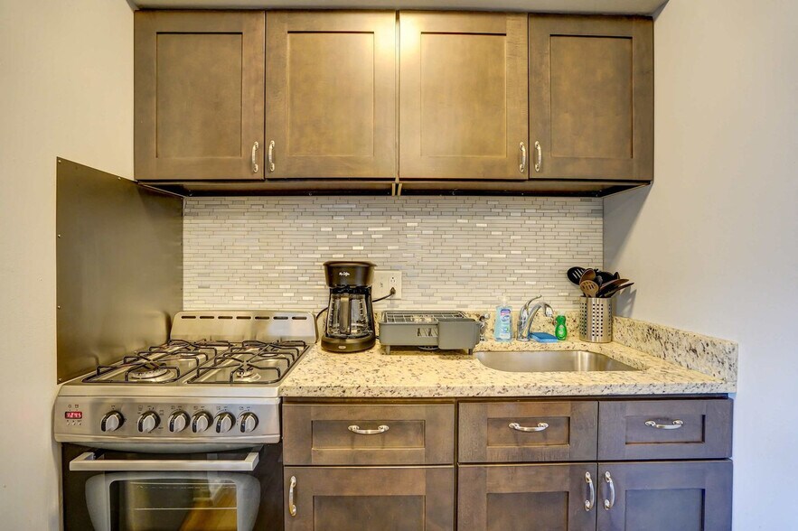 Building Photo - 407 S 94th Pl