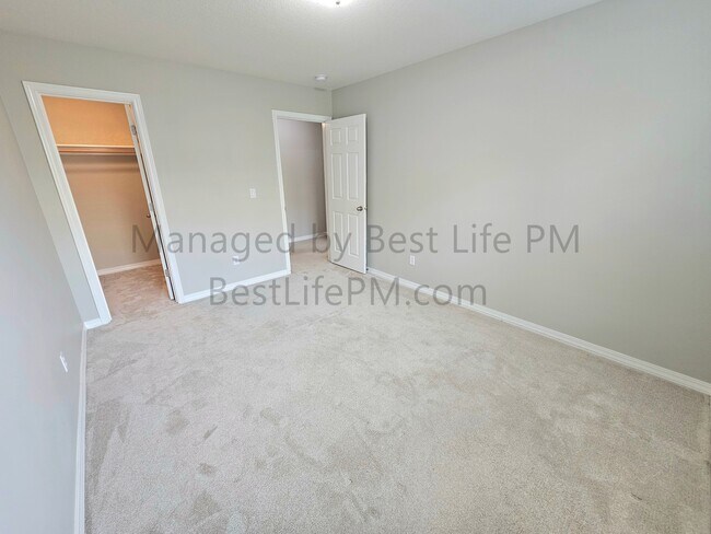 Building Photo - 11040 SE William Otty Rd