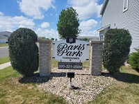 Building Photo - Paris Park Townhomes