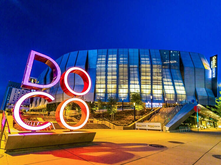 Building Photo - 1089 6th Ave