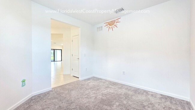 Building Photo - 6467 Silverstar Dr