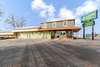 Building Photo - 3737 Sturgis Rd