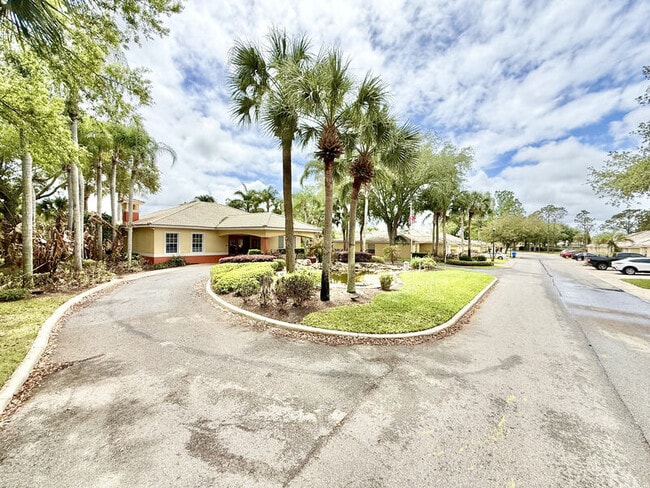 Building Photo - 2140 Mystic Ring Loop
