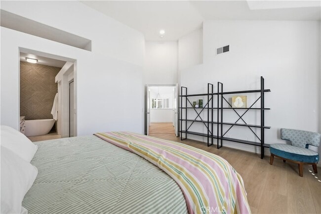 Building Photo - 35 Costa Brava