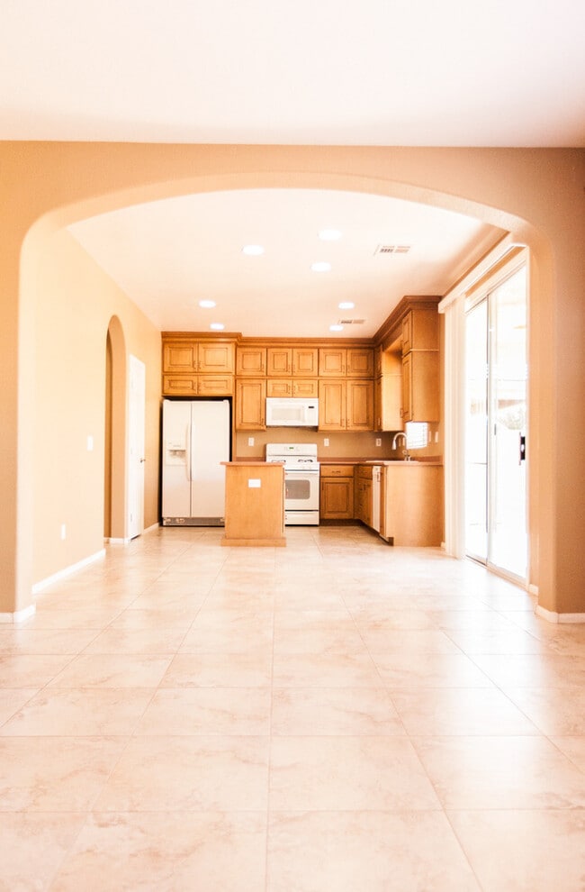 Building Photo - Wonderful house in Henderson