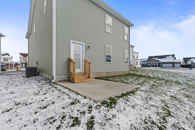 Building Photo - 109 Lambert Fld