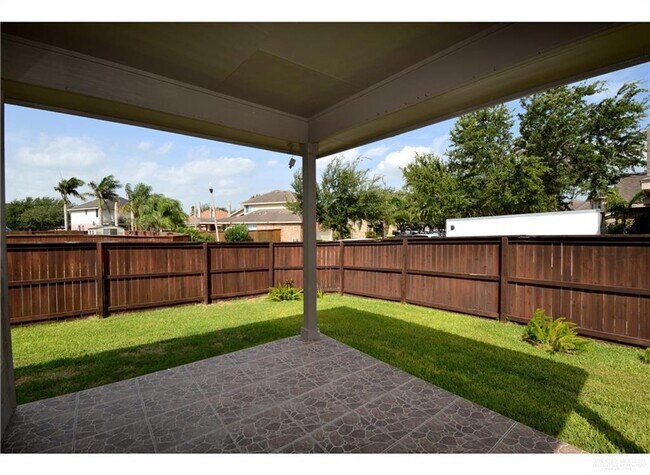 Building Photo - 4410 Santa Fabiola St