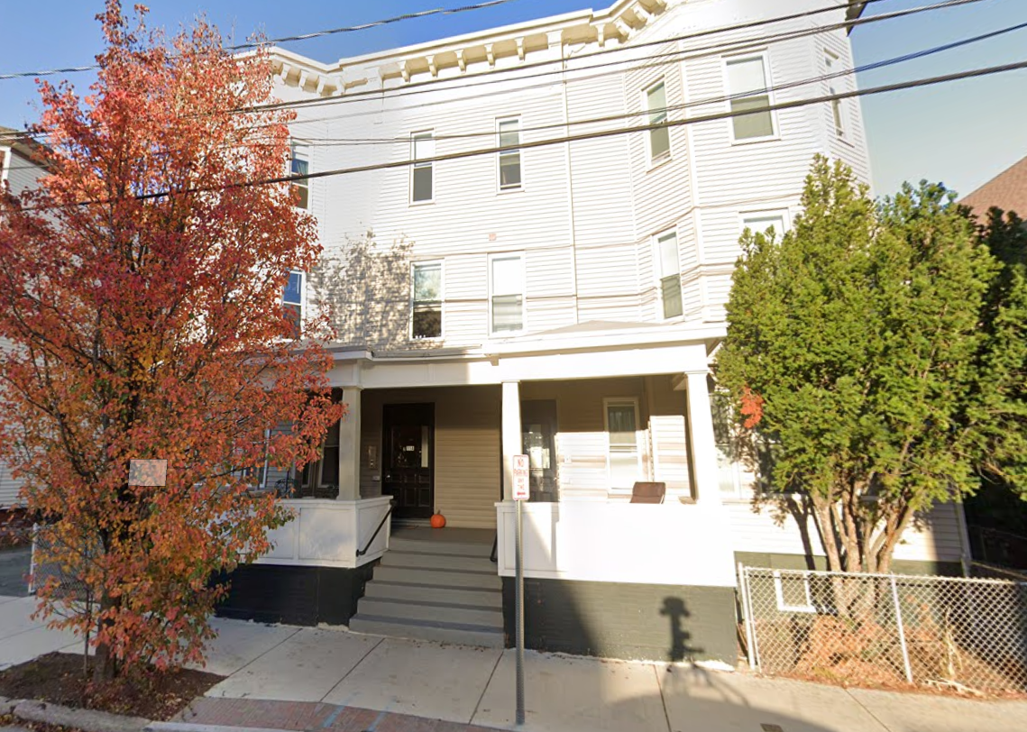 Building Photo - 9 Beacon St