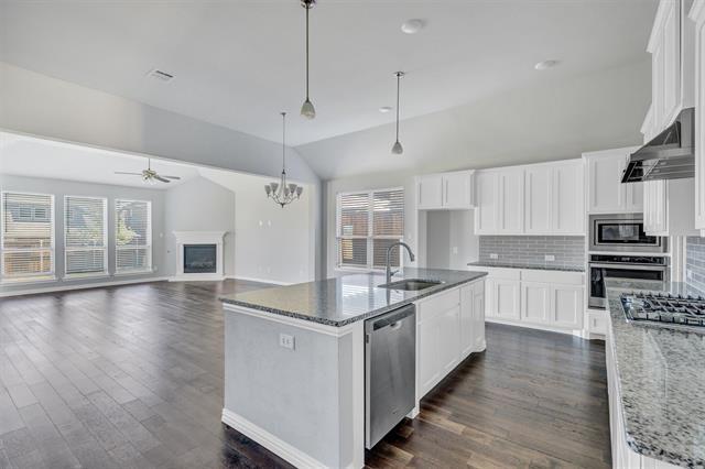 Building Photo - 1205 Boxelder Trl