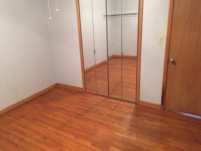 Building Photo - 3 Bedroom Home on Quiet Street Southwest, ...