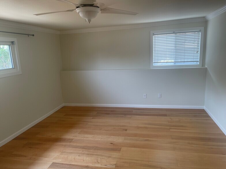 open with wood floor - 14901 Nelson Way