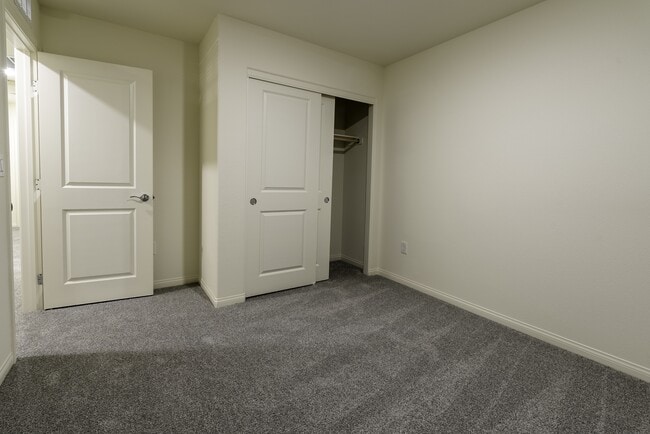 Building Photo - 4519 Merlot Hls Ave