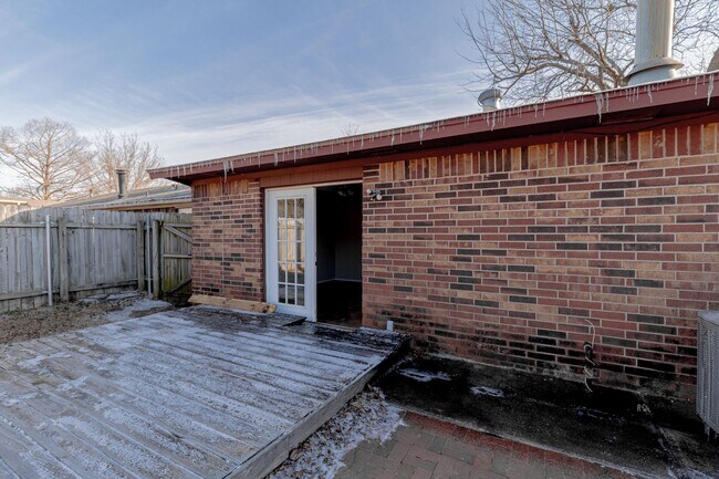Building Photo - 3 Bed 2 Bath in Norman