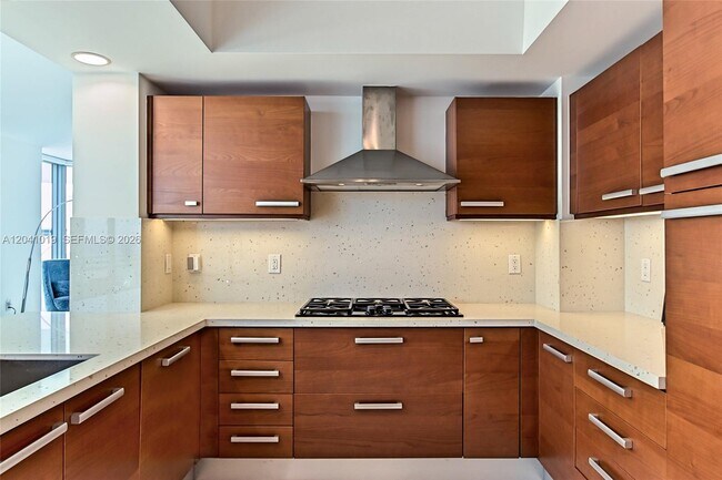 Building Photo - 3535 S Ocean Dr