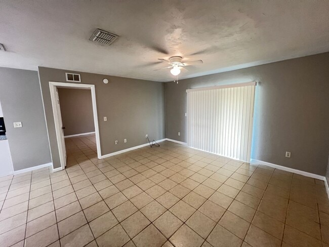 Building Photo - Lovely 3 bd/2 ba home in Summerfield!