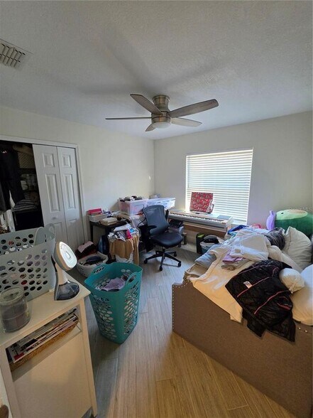 Building Photo - 10158 Brandon Cir
