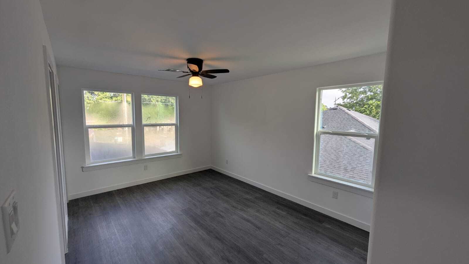 Building Photo - 7904 Shotwell St